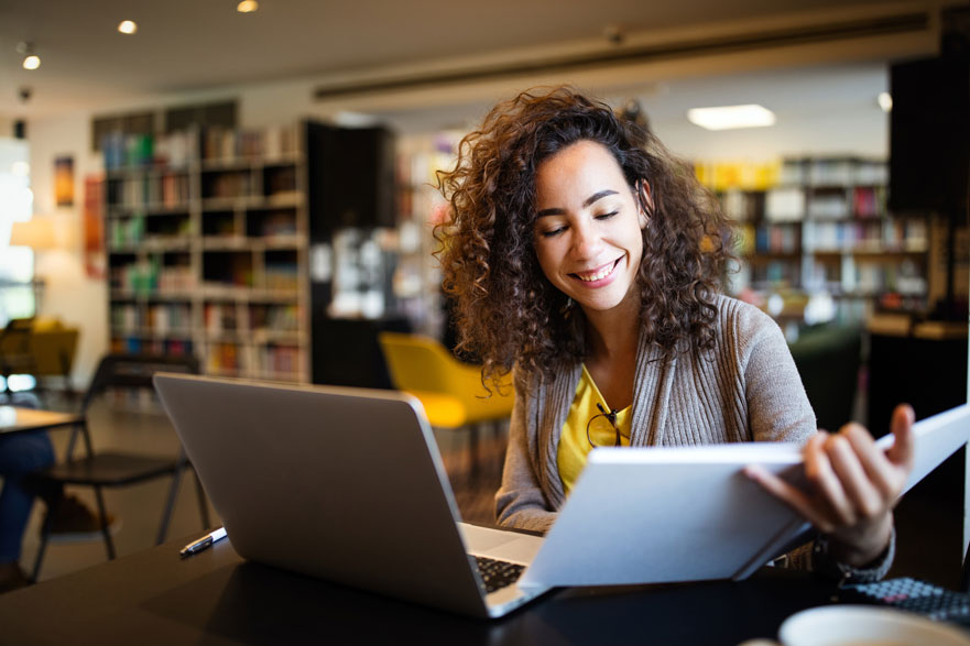 Alternativas a un máster o estudios universitarios que harán brillar tu CV